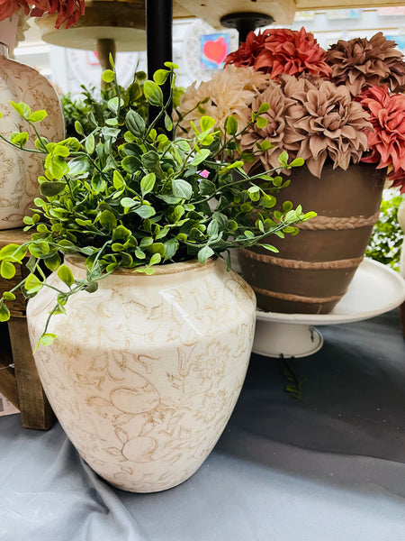 BEIGE HEIRLOOM WIDE VASE