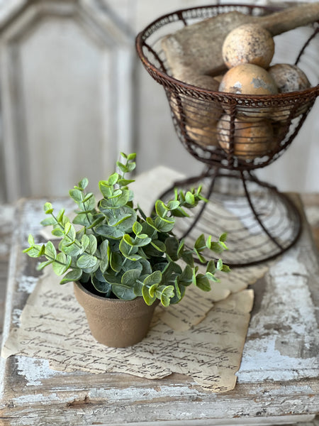Gatehouse Herb Pot (2 styles)