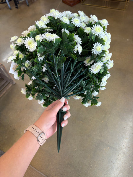 Mum Bush/Stake (Cream) - UV Protected