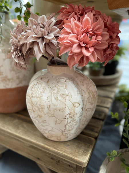 BEIGE HEIRLOOM ACCENT VASE