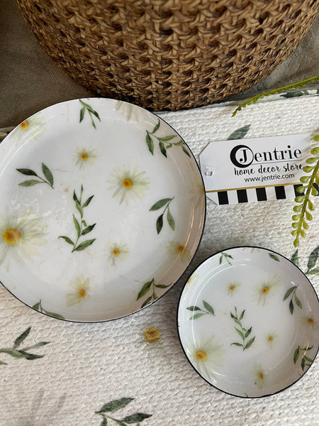 Blossom Metal Plates (2 sizes)