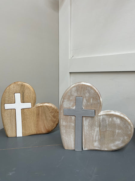 MANGO WOOD LYING HEART W/CROSS