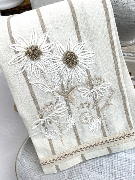 Cream Daisy Tea Towel - TS