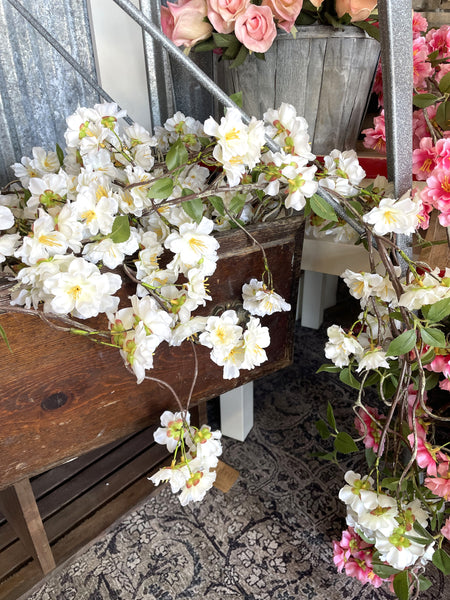 TRIPLE CHERRY BLOSSOM GARLAND (Pink or White)
