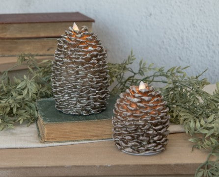 Moving Flame Pinecone Candle