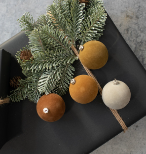 Flocked Ball Ornament (4 Colors)