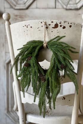 Mini Hanging Wreath/ Long Pine