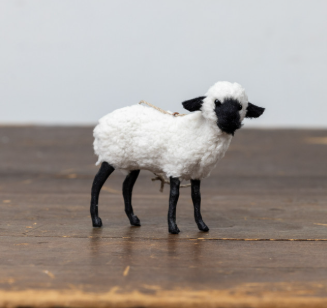 BLACK & WHITE SHEEP ORNAMENT