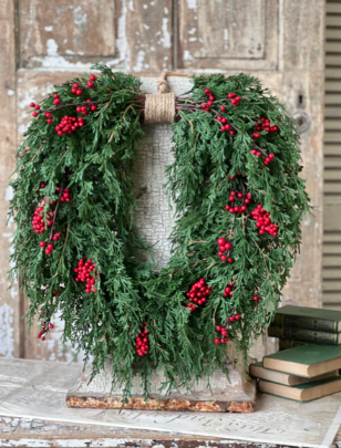 Emerald Falls w/ Berry Collection