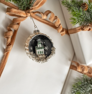 CHURCH SCENE ROUND ORNAMENT