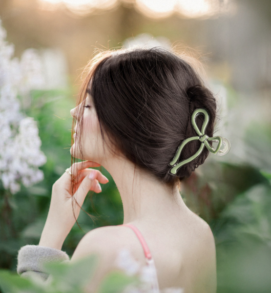 Very Demure Bow Clip (multiple colors)
