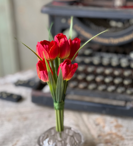 Red Teeny Tiny Tulips (2 styles)