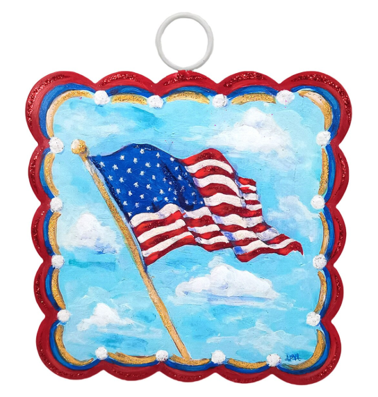 Hamilton Scallop Waving Flag