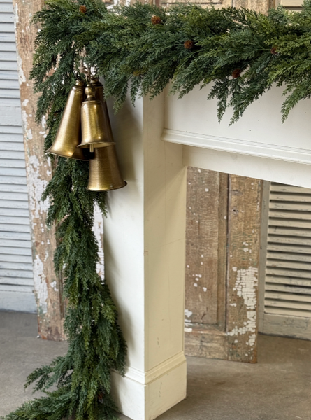 Woodbridge Cedar Collection (2 styles)