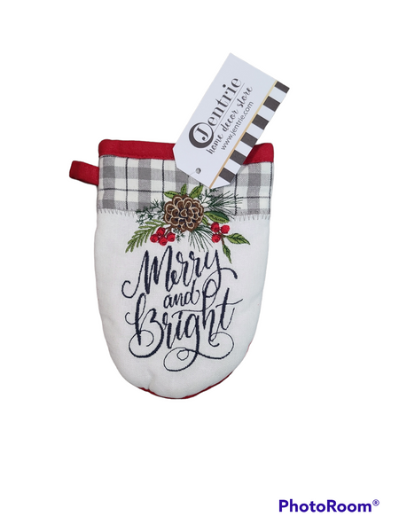 Winterberry Garden Kitchen Textile Collection