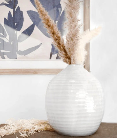 Faint Horizontal Line Vase